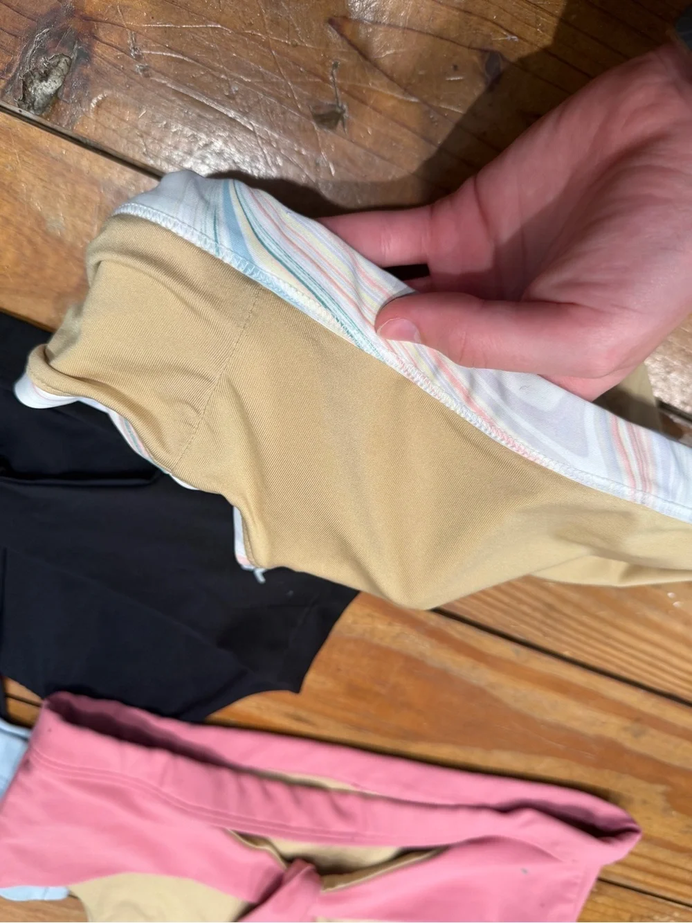 (671) x4 SPORTS BRAS